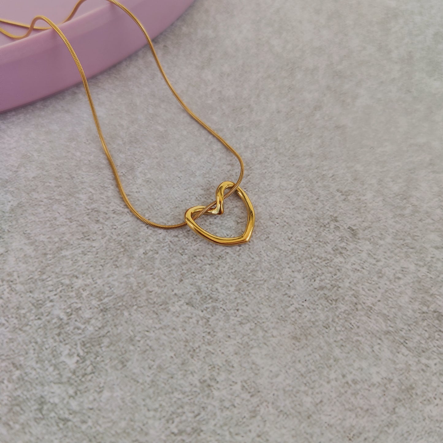 Cora ~ Heart Necklace