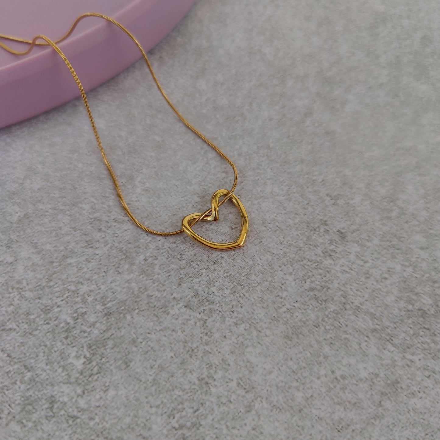 Cora ~ Heart Necklace