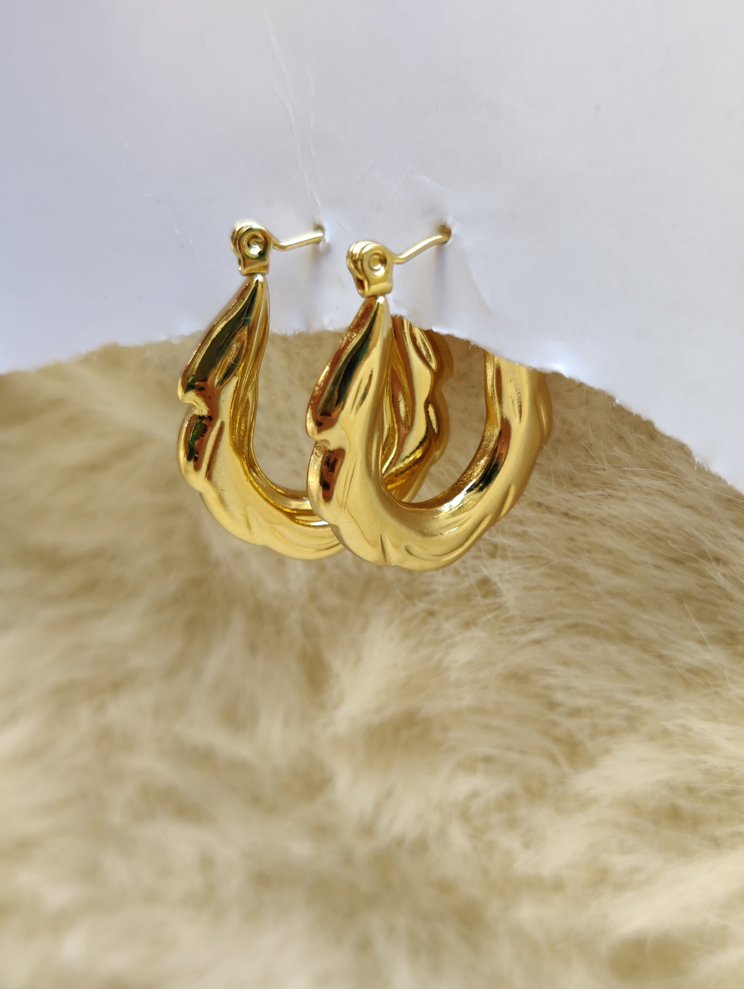 Rhea Hoops