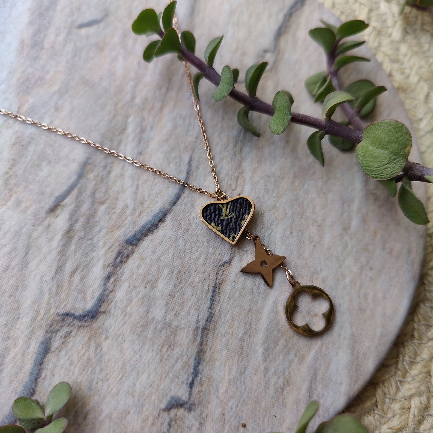Chloe ~ Clover Chain