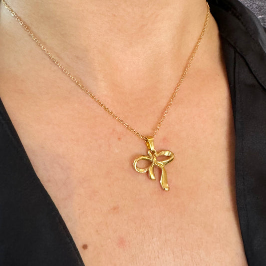 Yumi ~ Bow Necklace