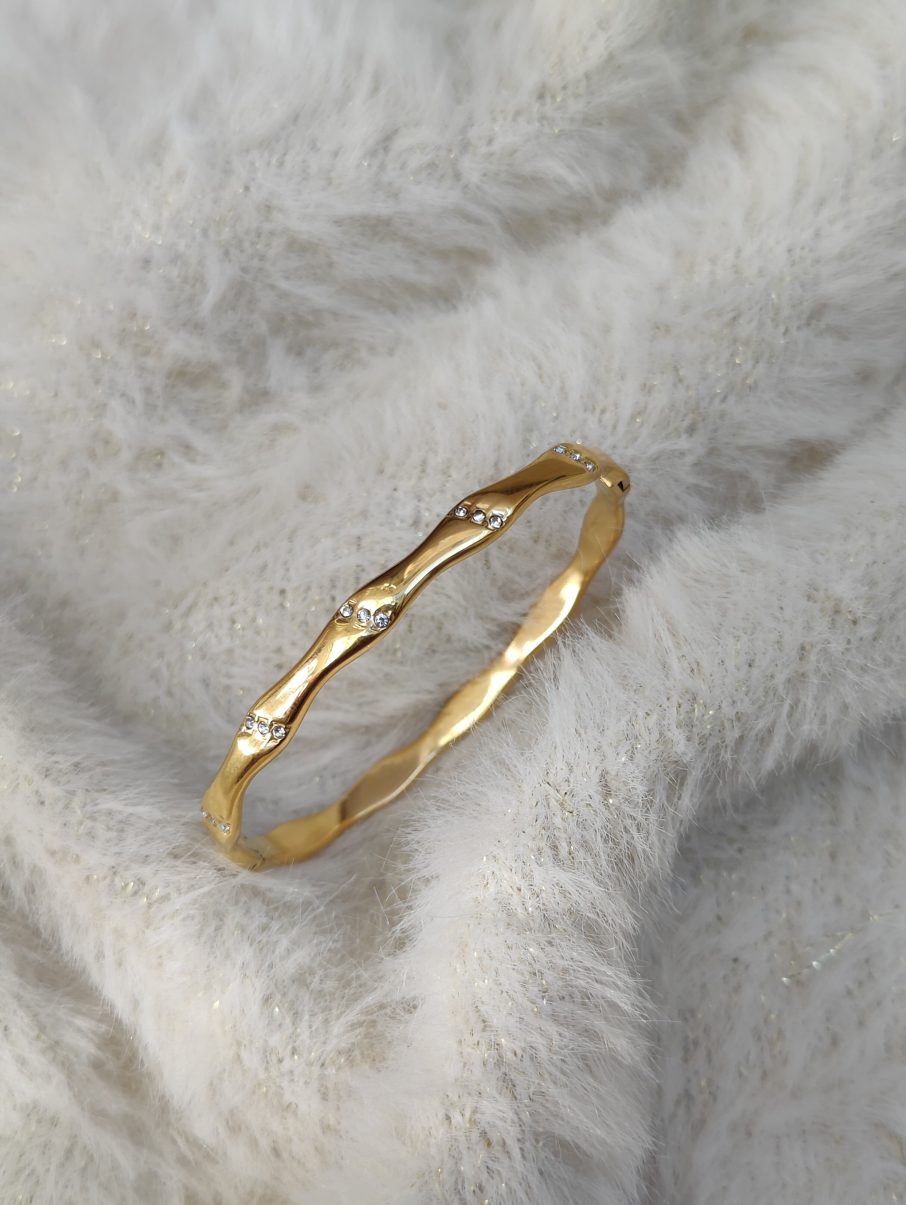 Chloe Bangle – Anokhi India