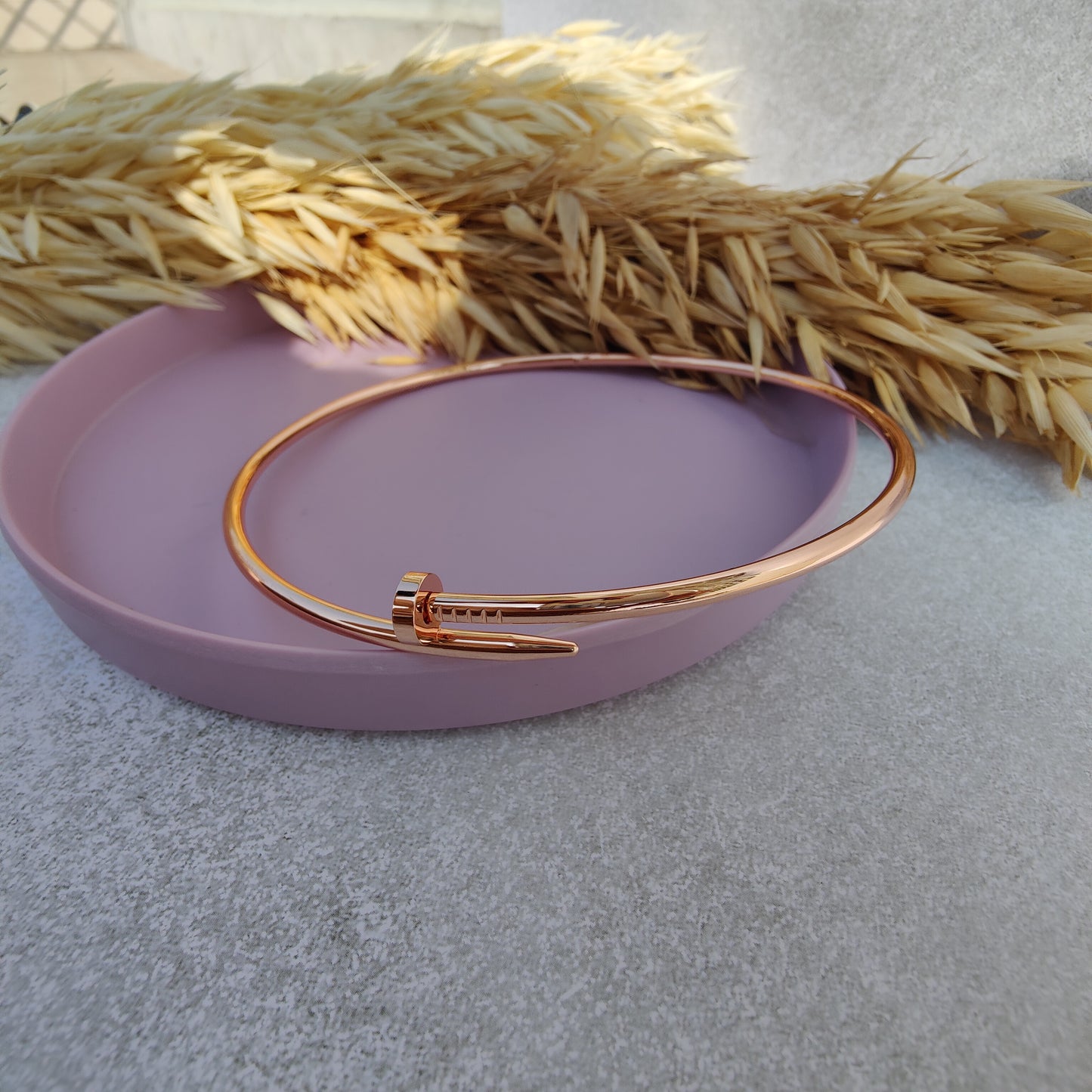 Freya ~ Classic Neckpiece