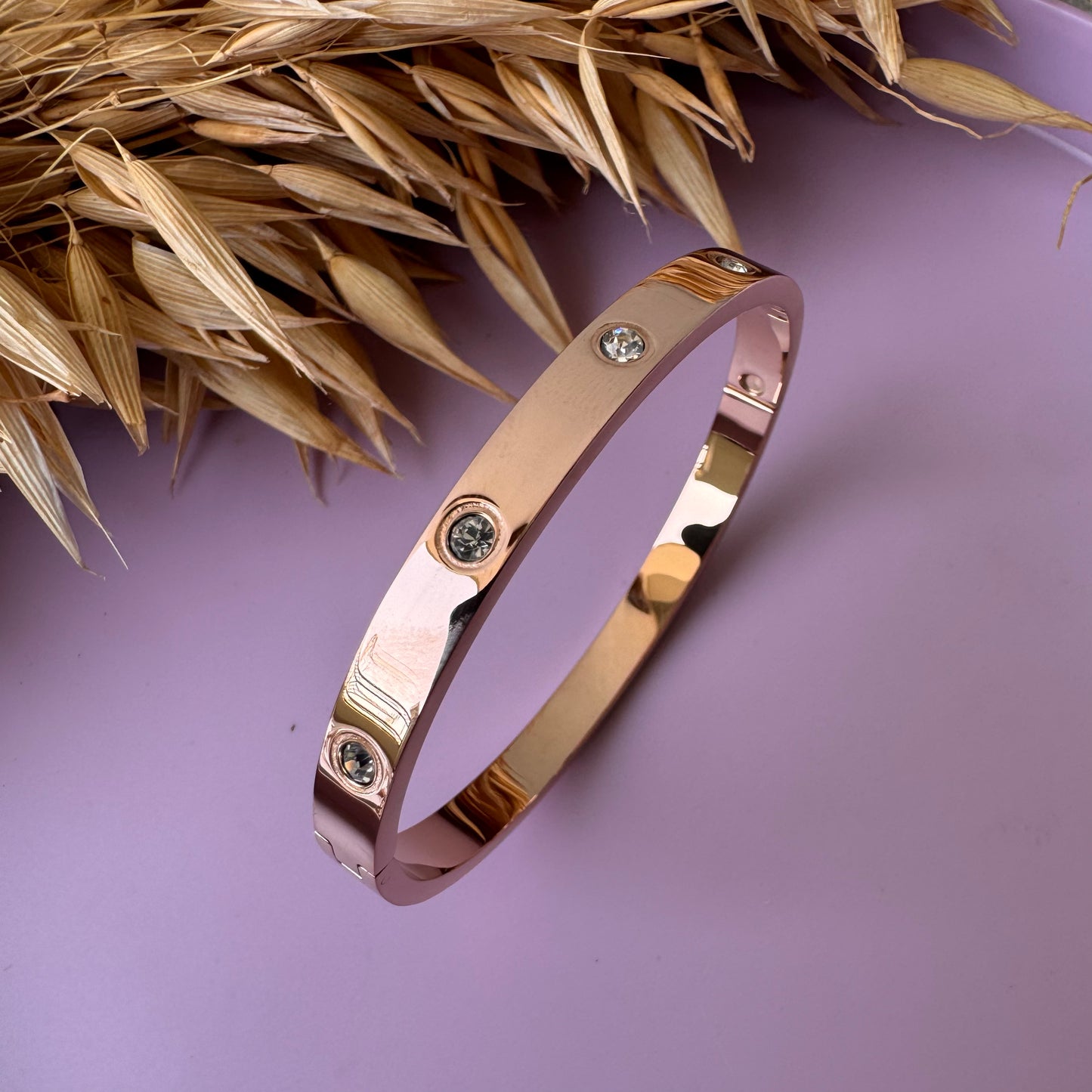 Hazel ~ Stackable Kada