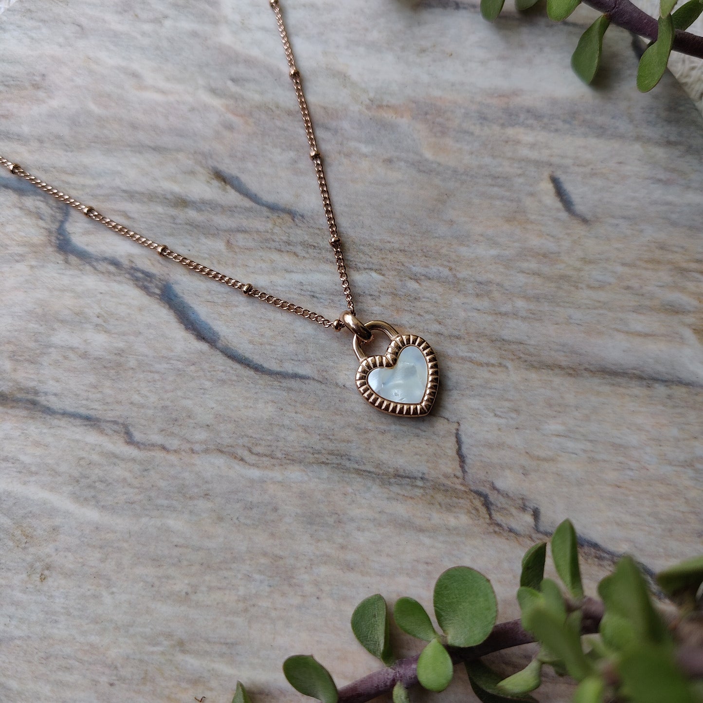 Amia ~ Reversible Heart Chain