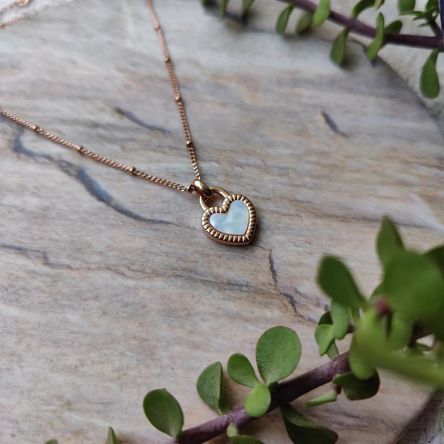 Amia ~ Reversible Heart Chain